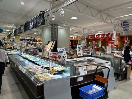 Osaka Takashimaya by null