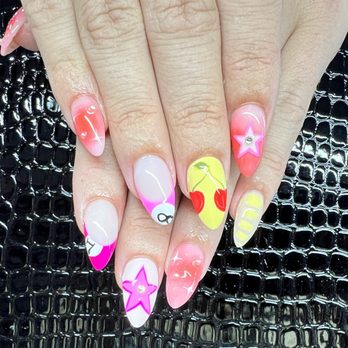 Starlight Nails - Nail Salons Near Me - Pensacola, Florida
