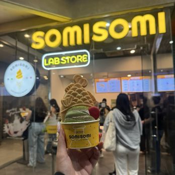 Somisomi - matcha and cookies & cream with nutella-filled taiyaki - Desserts Near Me - Los Angeles, California Somisomi - matcha and cookies & cream with nutella-filled taiyaki - Desserts Near Me - Los Angeles, California