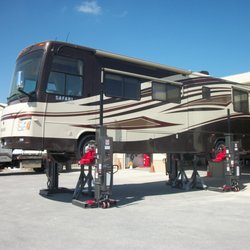 Bussanmas Towing & Recovery - We work on RV'S