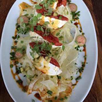 Pullman - Mozzarella di Bufala w/fennel and confit tomatoes - Tapas/Small Plates Near Me - Montreal, Quebec