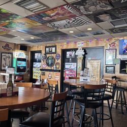 Keg Bar & Grille - Dining area