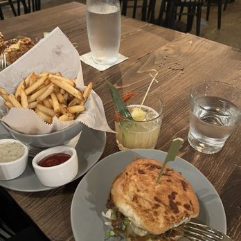 Blue Ridge Kitchen - Burger 10/10 Matts Smash Burger - Southern Near Me - Sebastopol, California Blue Ridge Kitchen - Burger 10/10 Matts Smash Burger - Southern Near Me - Sebastopol, California