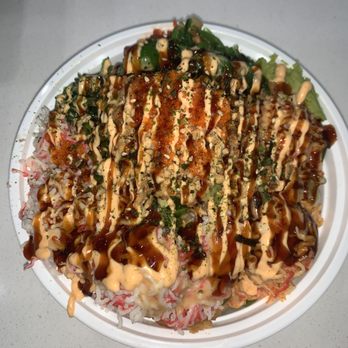 Poki Poke - a plate of food on a table - Poke Near Me - Fremont, California Poki Poke - a plate of food on a table - Poke Near Me - Fremont, California