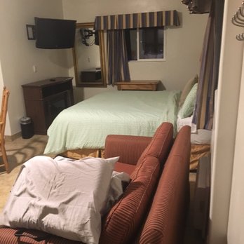 Casa Del Sol - King bed - Hotels Near Me - Carpinteria, California Casa Del Sol - King bed - Hotels Near Me - Carpinteria, California
