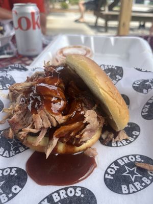 Fox Bros. Bar-B-Que Que-osk by null