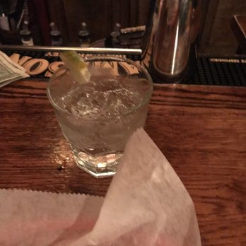 Pete's Candy Store - Gin and tonic - Music Venues Near Me - Brooklyn, New York