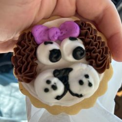 Bloomer Bakery - Decorated cookie