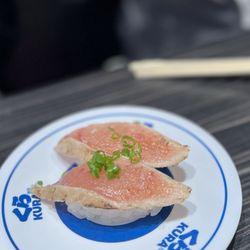 Kura Revolving Sushi Bar - Seared Albacore with Garlic Pepper