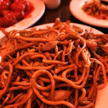 Golden Fu Wah - Chicken chow mein - Chinese Near Me - Soquel, California Golden Fu Wah - Chicken chow mein - Chinese Near Me - Soquel, California