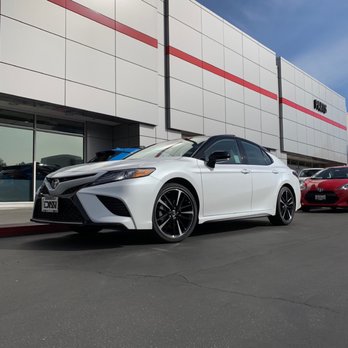 DAV Executive Auto Group - Car Brokers Near Me - Burbank, California DAV Executive Auto Group - Car Brokers Near Me - Burbank, California
