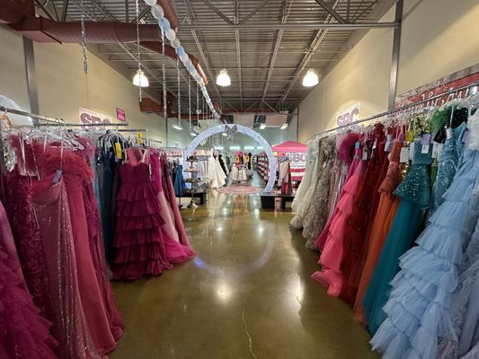 prom dress shops in knoxville tn Bella Boutique (@bellaboutiqueknoxville) Knoxville, Southern Belles Formal & Bridal,