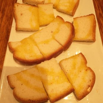 Novitá - Complimentary gluten free, dairy free and soy free breads with olive oil - Wine Bars Near Me - Garden City, New York