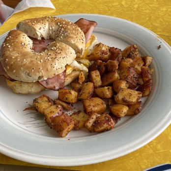 Provisions Waxhaw - Bagel sandwich - Sandwiches Near Me - Waxhaw, North Carolina