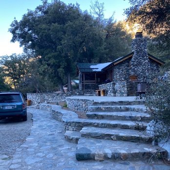 Snow Crest Lodge - Stone walk ways to cabin - Vacation Rentals Near Me - Mount Baldy, California Snow Crest Lodge - Stone walk ways to cabin - Vacation Rentals Near Me - Mount Baldy, California