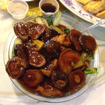 Original Triple Crown Restaurant - Black mushroom with bok choy - Chinese Near Me - Chicago, Illinois Original Triple Crown Restaurant - Black mushroom with bok choy - Chinese Near Me - Chicago, Illinois