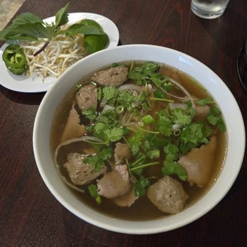 Pho Truong - Pho with eye of round steak & meatballs - Vietnamese Near Me - Richardson, Texas