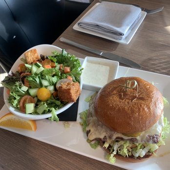 Overlook Restaurant - Pizza Near Me - Heber City, Utah