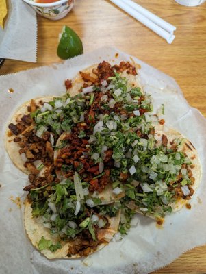 El Chaparro by null