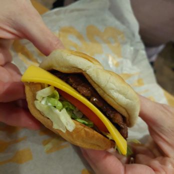 Culver's - Fast Food Near Me - Savage, Minnesota