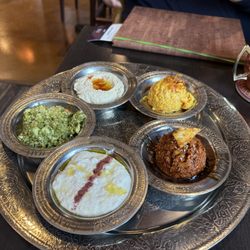 LUMI Restaurant - Meze Platter