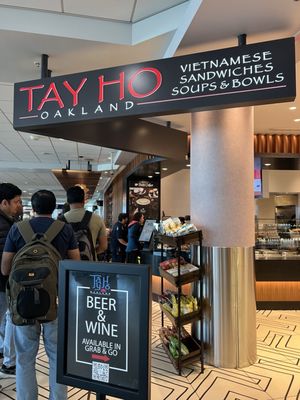 Oakland International Airport by null