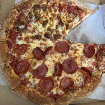 Antonelli's Pizza - Half sausage and half pepperoni medium pizza - Pizza Near Me - Lorton, Virginia
