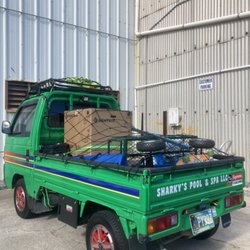 SHARKY’S POOL & SPA - Heavy load..