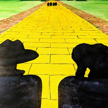 Egghead's Restaurant - Wizard of Oz theme. Follow the yellow brick road! - Breakfast & Brunch Near Me - Fort Bragg, California Egghead's Restaurant - Wizard of Oz theme. Follow the yellow brick road! - Breakfast & Brunch Near Me - Fort Bragg, California