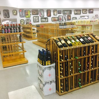 Blackwell's Corner - Wine for days - Gas Stations Near Me - Lost Hills, California