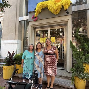 FRIEDA - Cafes Near Me - Philadelphia, Pennsylvania FRIEDA - Cafes Near Me - Philadelphia, Pennsylvania