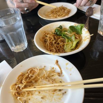 Spicy Home Tasty - Dan Dan Noodles with Minced Pork - Szechuan Near Me - Commack, New York Spicy Home Tasty - Dan Dan Noodles with Minced Pork - Szechuan Near Me - Commack, New York