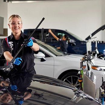 Valvoline Instant Oil Change - Oil Change Stations Near Me - Aurora, Illinois Valvoline Instant Oil Change - Oil Change Stations Near Me - Aurora, Illinois