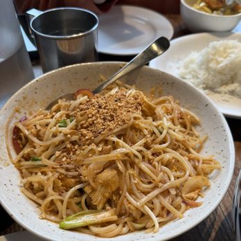 Imm Thai Street Food - Pad Thai w/chicken - Thai Near Me - Berkeley, California