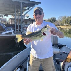 Heart of Texas Lake Resort - Nice size black bass