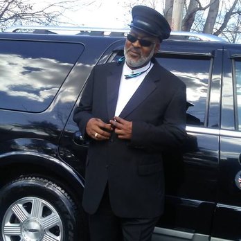 1. Top Gun Limousine