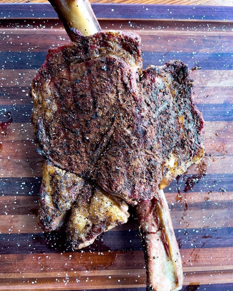 Range Hand Meat Logo