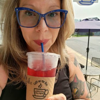 Cafe On The Bay - Raspberry & Peach Tee Refreshers are so good. They also have Strawberry. - Bed & Breakfast Near Me - Chesapeake City, Maryland