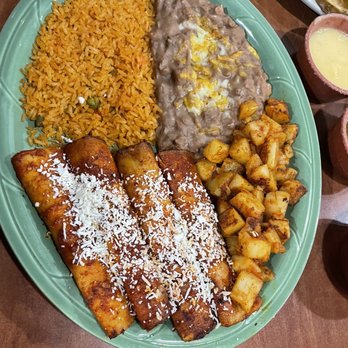 Kalakas Mexican Restaurant - Enchilada dinner - Mexican Near Me - Warr Acres, Oklahoma