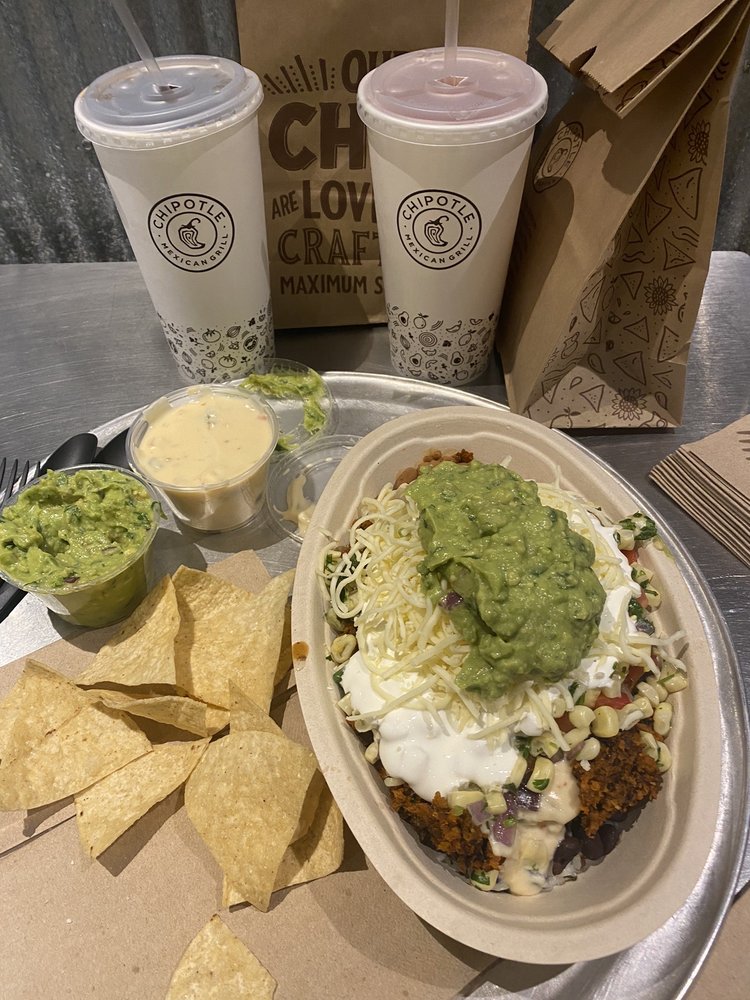 CHIPOTLE MEXICAN GRILL Updated September 2024 123 Photos & 281