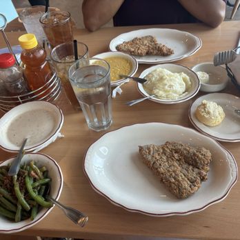 Roxie’s - Southern Near Me - Buda, Texas