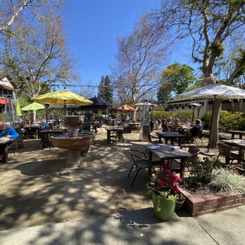 Osteria Fasulo - The outdoor patio in the rear of the building. - Italian Near Me - Davis, California Osteria Fasulo - The outdoor patio in the rear of the building. - Italian Near Me - Davis, California