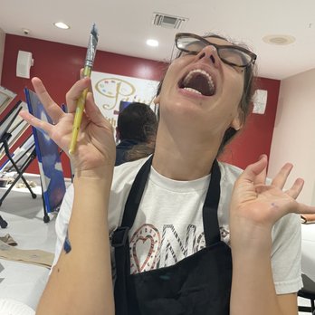 Painting with a Twist - Paint & Sip Near Me - Miami, Florida