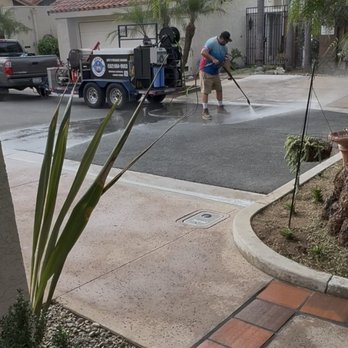 Derf's Pressure Washing - Asphalt cleaning and oil removal. - Pressure Washers Near Me