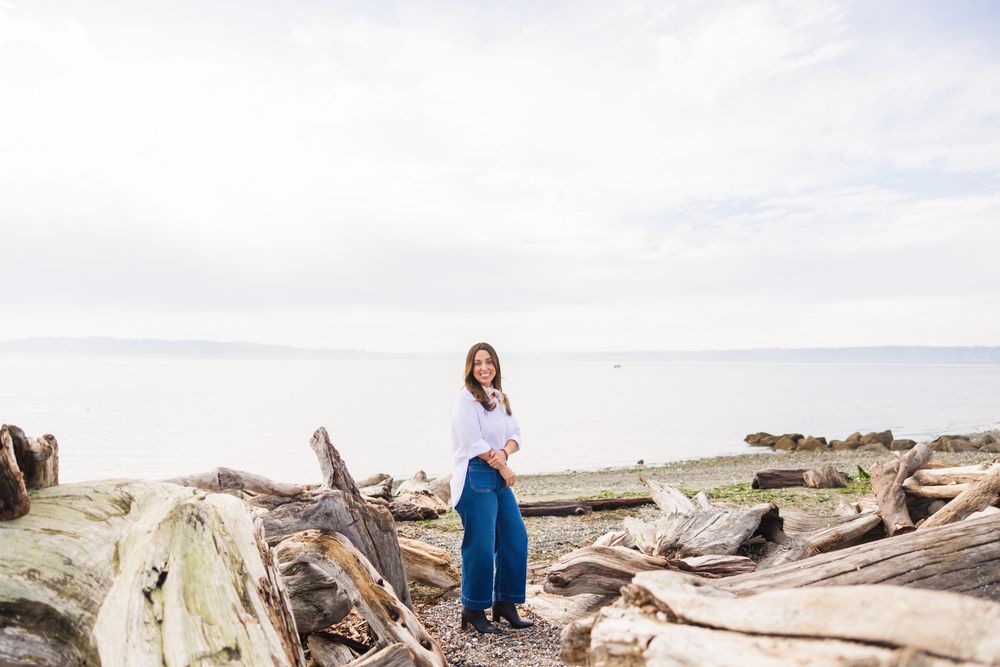 Lisa Theofelis, LMHC - grief counselor in Bellevue, WA