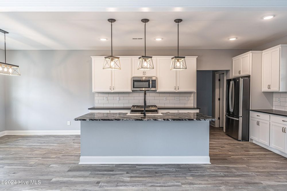 World Stone - countertop fabricator in Sanford, NC