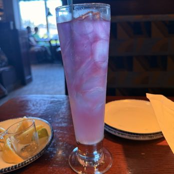 Red Lobster - Purple Haze -STILL G.I.N. by Dre and Snoop, desert pear, fresh lemonade, and sparkling gold shimmer - Seafood Near Me - Pittsburg, California Red Lobster - Purple Haze -STILL G.I.N. by Dre and Snoop, desert pear, fresh lemonade, and sparkling gold shimmer - Seafood Near Me - Pittsburg, California