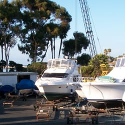 Dana Point Shipyard - Boats in the yard