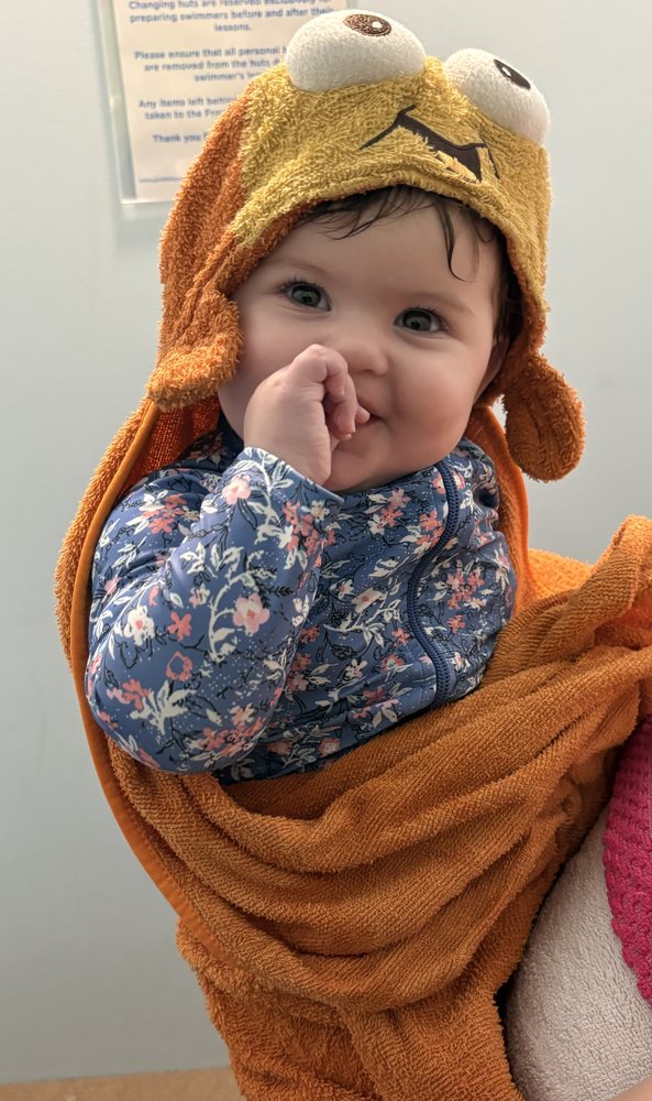 Goldfish Swim School - Portland Logo