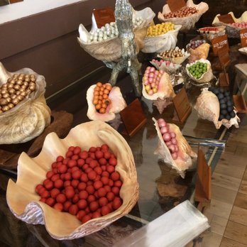 Dark Sugars Chocolates - Chocolatiers & Shops Near Me - London, XGL